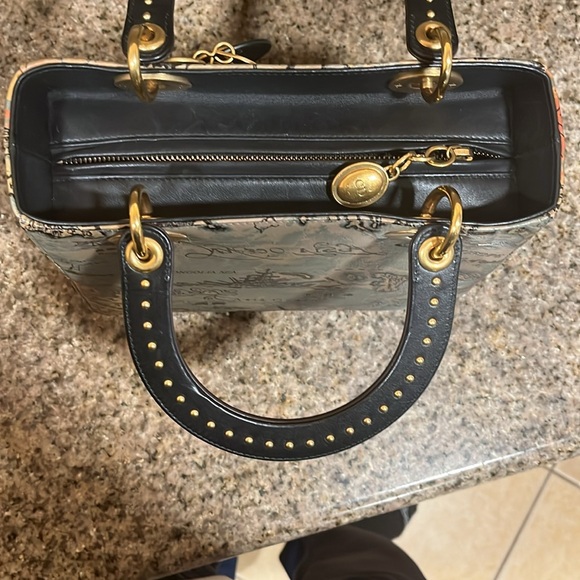 Christian Dior, New World Calf Skin Bag Midsized with a rustic look - Picture 3 of 5